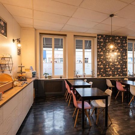 Logis Hotel Au Croissant Buzancais Экстерьер фото